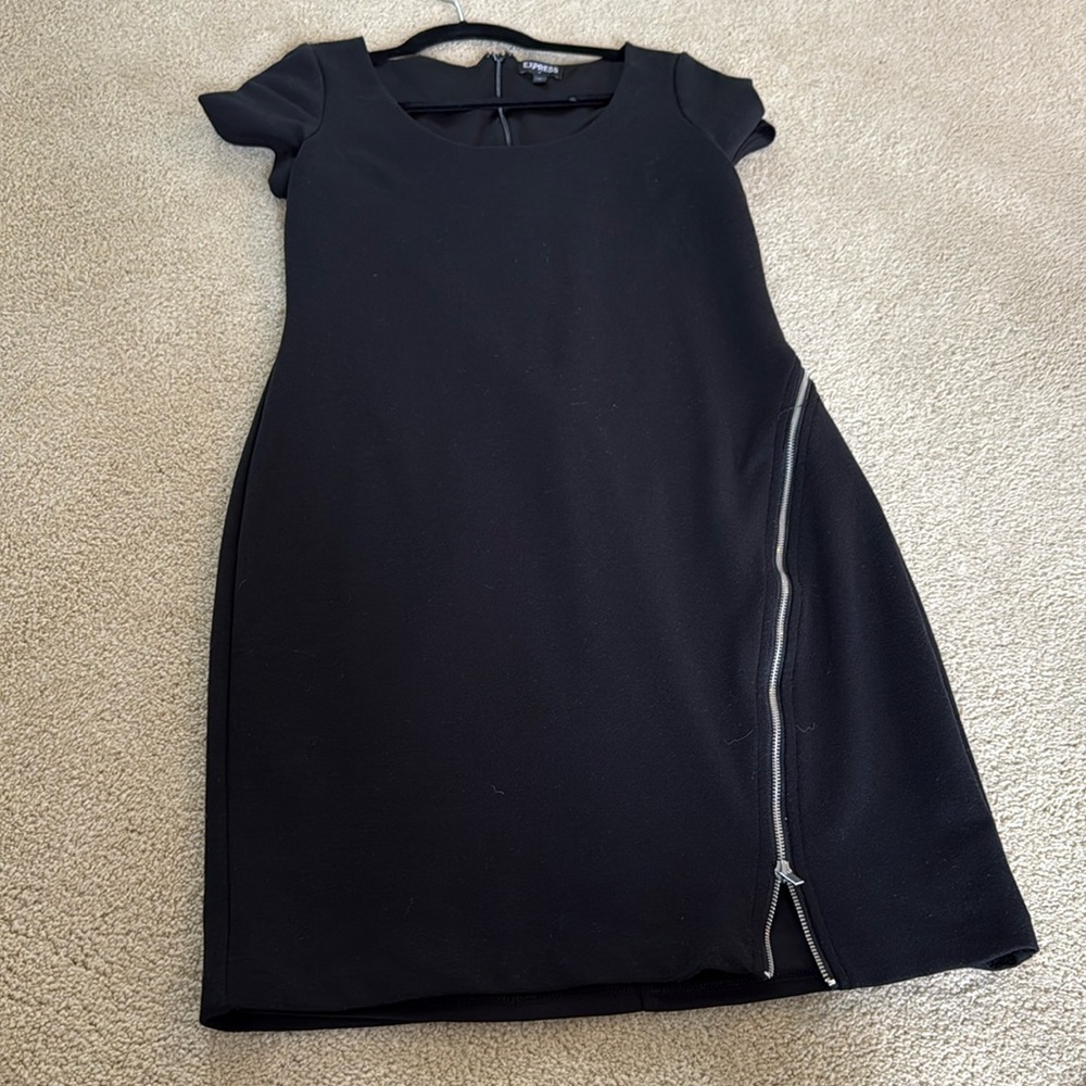 Express pencil dress black in size M